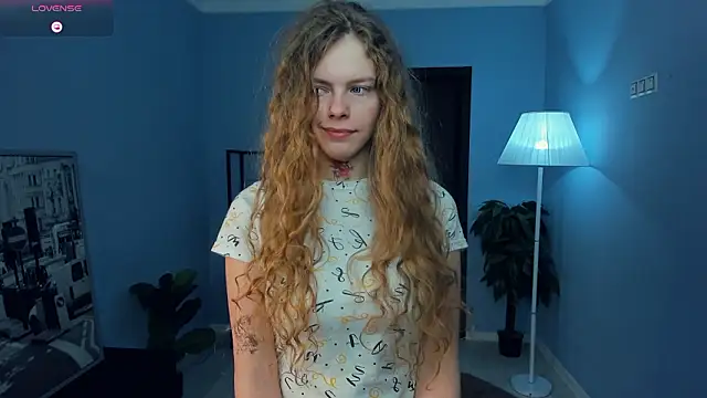 RayaNenlia online show from 02/09/26, 05:11