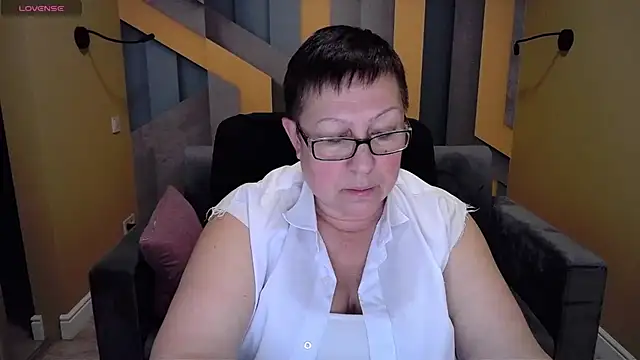 Snapshot of BarbaraTurners chatting on 12/20/24, 09:50 BarbaraTurners online show from 12/20/24, 09:50