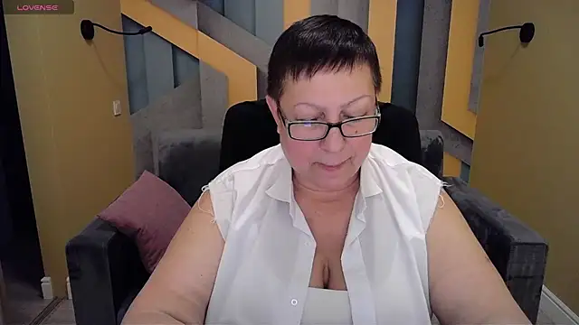 Snapshot of BarbaraTurners chatting on 12/26/24, 12:57 BarbaraTurners online show from 12/26/24, 12:57