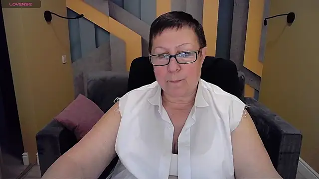 Snapshot of BarbaraTurners chatting on 12/26/24, 03:59 BarbaraTurners online show from 12/26/24, 03:59