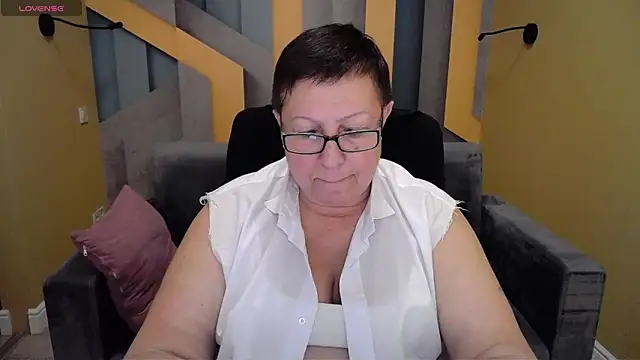 Snapshot of BarbaraTurners chatting on 01/10/25, 09:31 BarbaraTurners online show from 01/10/25, 09:31