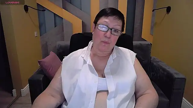 Snapshot of BarbaraTurners chatting on 01/28/25, 12:36 BarbaraTurners online show from 01/28/25, 12:36