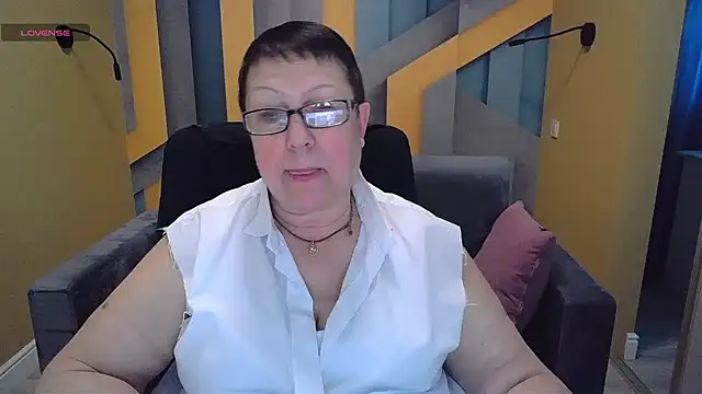 Snapshot of BarbaraTurners chatting on 03/22/25, 04:56 BarbaraTurners online show from 03/22/25, 04:56