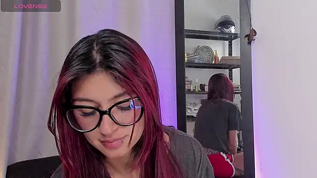 Snapshot of noemi_foxxx chatting on 07/14/26, 03:40 noemi foxxx online show from 07/14/26, 03:40