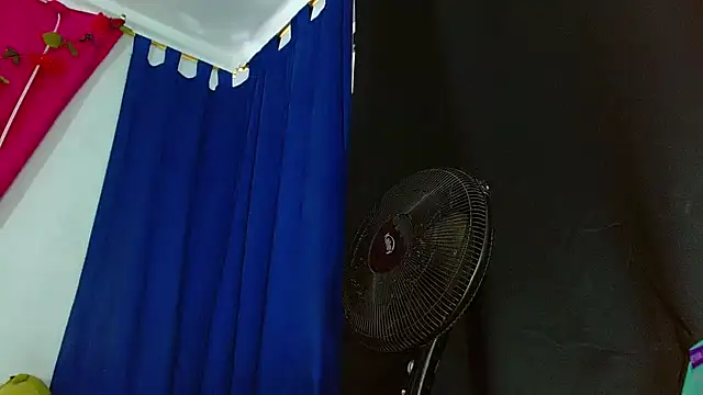 natashakissess online show from 12/05/25, 06:26