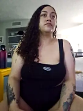 honeeyyy pot online show from 10/22/25, 07:46