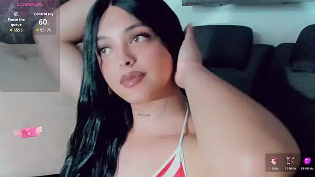 Snapshot of Emmaa_Saenz_ chatting on 06/17/26, 11:49 Emmaa Saenz online show from 06/17/26, 11:49