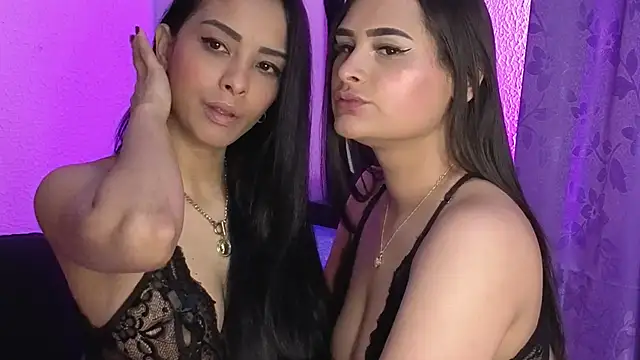 Snapshot of agatha_lovee chatting on 10/03/25, 07:11 agatha lovee online show from 10/03/25, 07:11