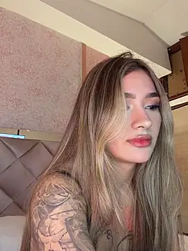 Arianavillada online show from 04/19/26, 03:39