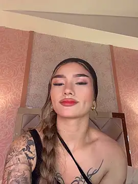 Arianavillada online show from 04/28/26, 03:33
