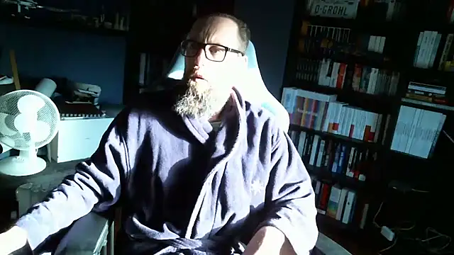 MeSteff online show from 12/28/24, 09:42