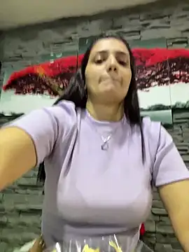 Snapshot of ZajiraShane chatting on 12/31/24, 04:16 ZajiraShane online show from 12/31/24, 04:16