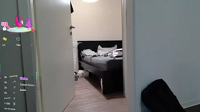 Hot ToyBoy6974 online show from 04/10/26, 03:34