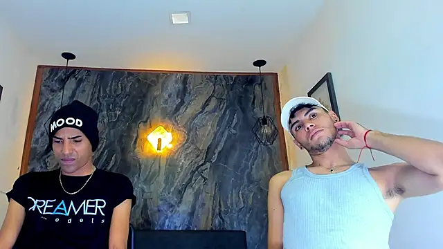 liam genner  online show from 02/03/25, 01:52