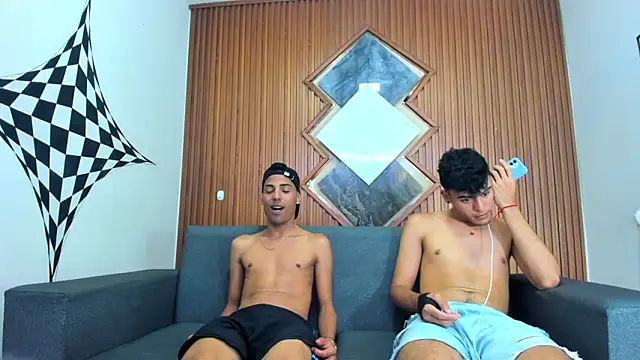 liam genner  online show from 03/04/25, 01:34