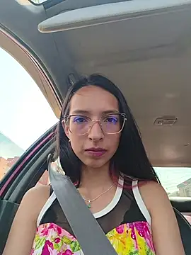 Katalleya jyj online show from 12/15/25, 05:39