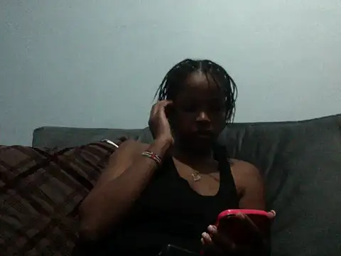 Snapshot of queen-sasha chatting on 06/20/26, 08:44 queen-sasha online show from 06/20/26, 08:44