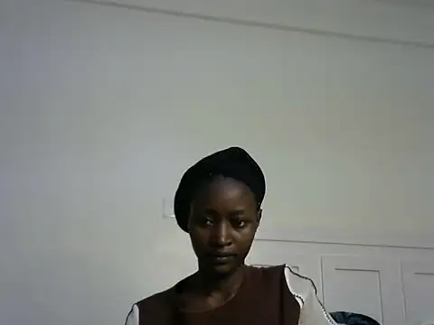 Snapshot of thicky_anncy chatting on 12/07/24, 06:48 thicky anncy online show from 12/07/24, 06:48