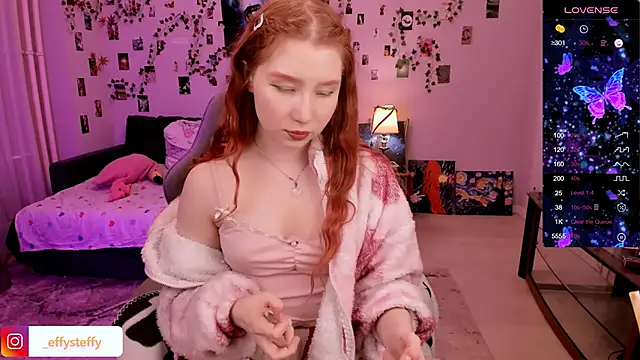 Snapshot of CallMeEffy1 chatting on 03/22/25, 07:04 CallMeEffy1 online show from 03/22/25, 07:04