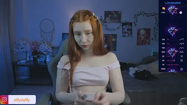 Snapshot of CallMeEffy1 chatting on 11/07/25, 07:25 CallMeEffy1 online show from 11/07/25, 07:25