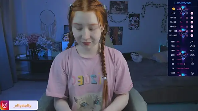 Snapshot of CallMeEffy1 chatting on 11/09/25, 06:17 CallMeEffy1 online show from 11/09/25, 06:17