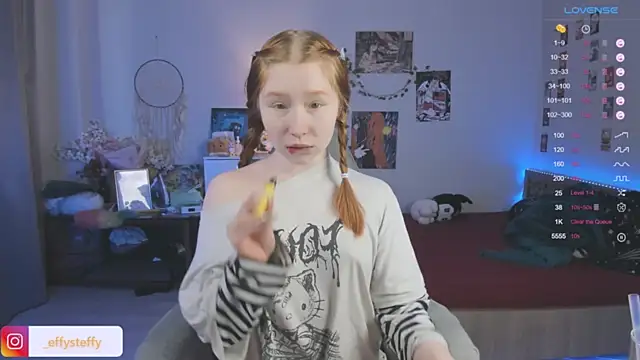 Snapshot of CallMeEffy1 chatting on 01/12/26, 12:10 CallMeEffy1 online show from 01/12/26, 12:10