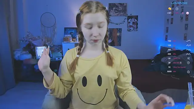 Snapshot of CallMeEffy1 chatting on 01/13/26, 02:55 CallMeEffy1 online show from 01/13/26, 02:55