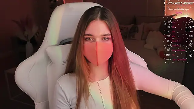 Frau Lina online show from 12/05/24, 04:34