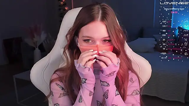 Frau Lina online show from 12/31/24, 08:34