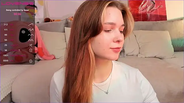 Frau Lina online show from 10/26/25, 02:23