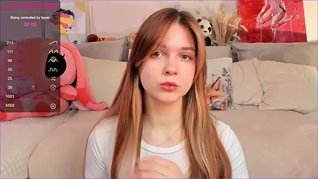 Frau Lina online show from 11/01/25, 02:08