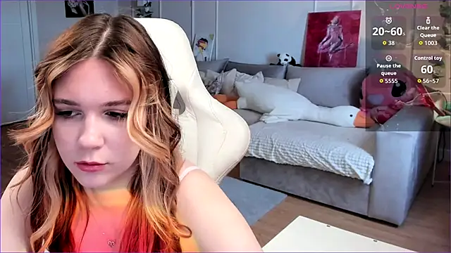 Frau Lina online show from 04/24/26, 03:14