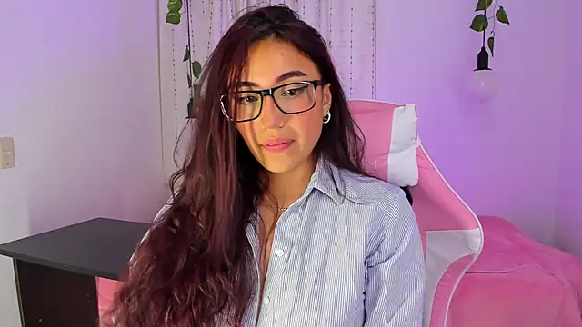 Snapshot of veronicaxx69 chatting on 01/29/25, 04:26 veronicaxx69 online show from 01/29/25, 04:26