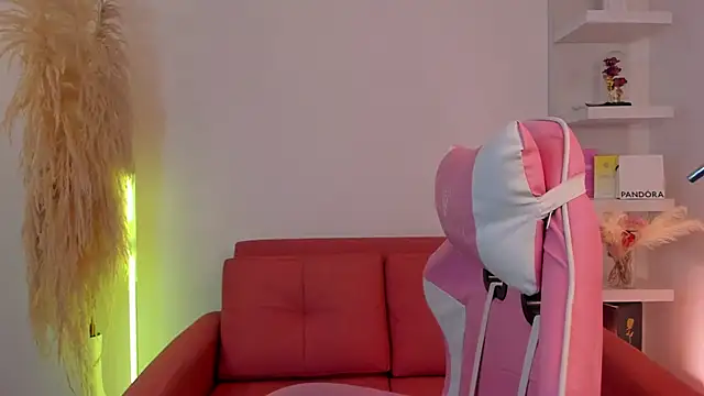 veronicaxx69 online show from 12/21/25, 10:39