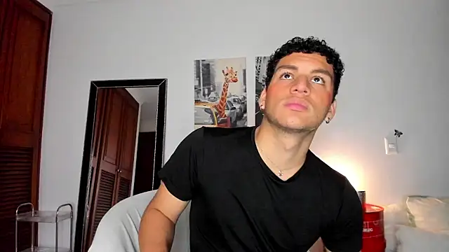 Snapshot of Curlblue chatting on 01/07/25, 01:38 Curlblue online show from 01/07/25, 01:38