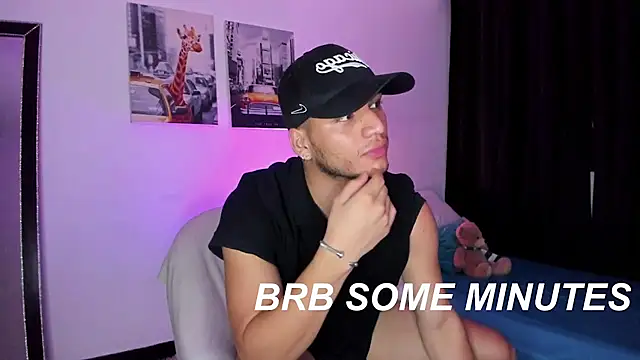 Snapshot of Curlblue chatting on 01/11/25, 07:49 Curlblue online show from 01/11/25, 07:49