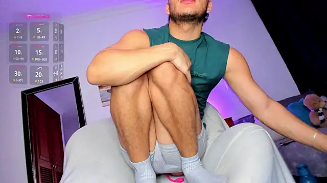 Snapshot of Curlblue chatting on 03/11/25, 06:10 Curlblue online show from 03/11/25, 06:10