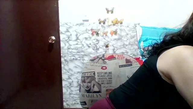 Snapshot of Alisson_brand chatting on 05/15/26, 04:58 Alisson brand online show from 05/15/26, 04:58