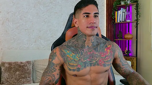 AdanReilly online show from 11/12/25, 12:16