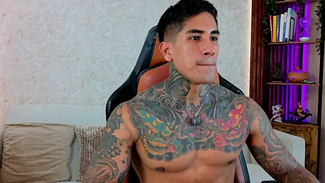 AdanReilly online show from 04/02/26, 09:34