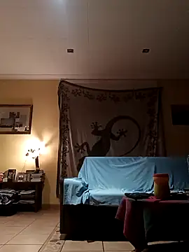 Lia Y PatrickX online show from 02/03/25, 11:47