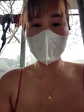 Snapshot of zizi_public chatting on 03/18/25, 09:42 zizi public online show from 03/18/25, 09:42