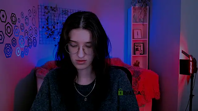 scarlet mooore online show from 12/03/25, 10:30
