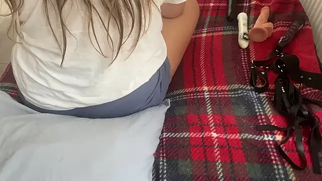 Ceyceys online show from 10/20/25, 11:10