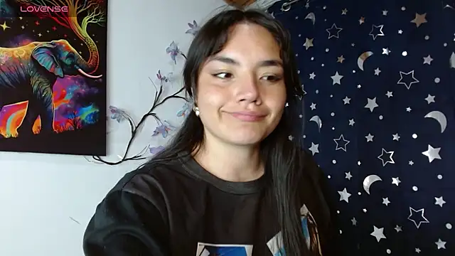 Snapshot of _serendepia_ chatting on 10/06/25, 05:05  serendepia  online show from 10/06/25, 05:05