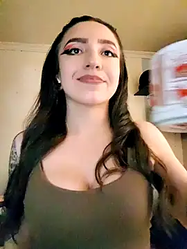 Paudelatorre online show from 11/30/25, 03:43