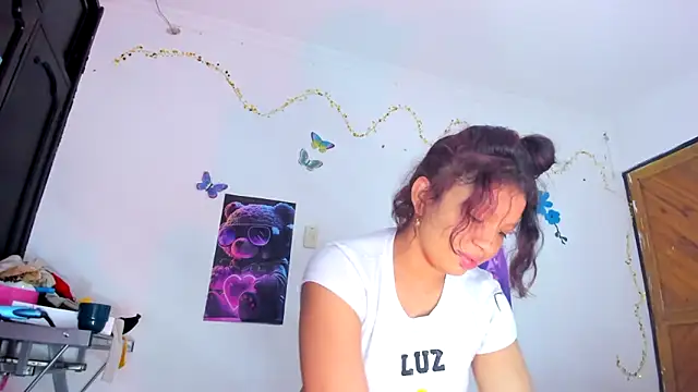 Emily Coper18 online show from 02/20/25, 08:25