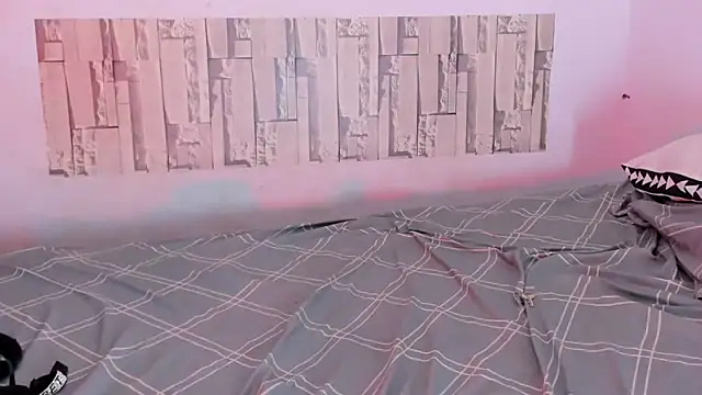 Emily Coper18 online show from 03/01/25, 11:26