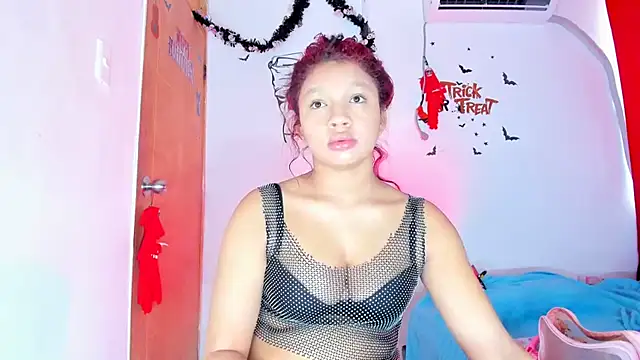 Emily Coper18 online show from 10/11/25, 01:20