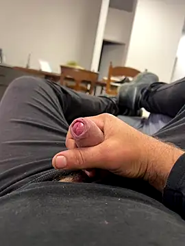 Angeloggaa online show from 11/04/25, 03:44